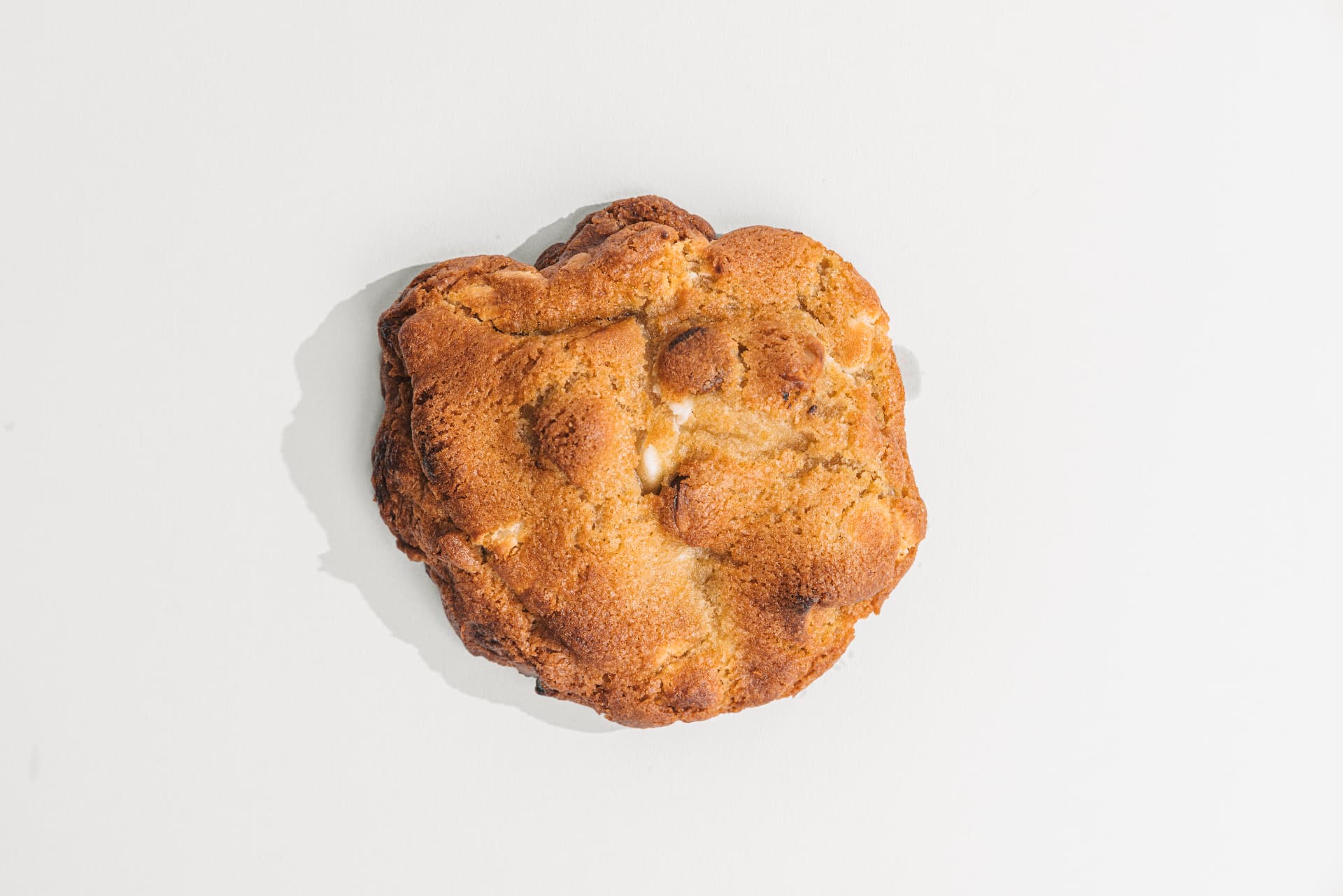 White Chocolate Macadamia cookie